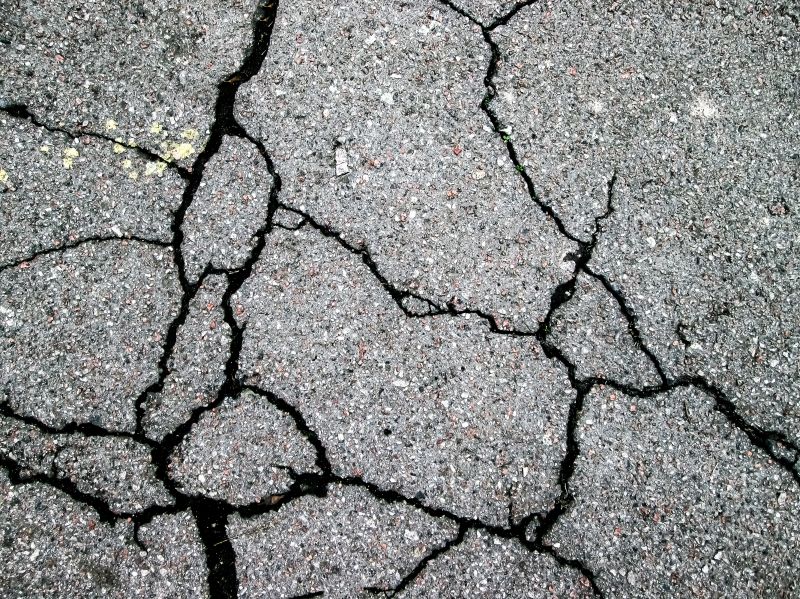 Asphalt Crack Sealing in San Antonio, TX